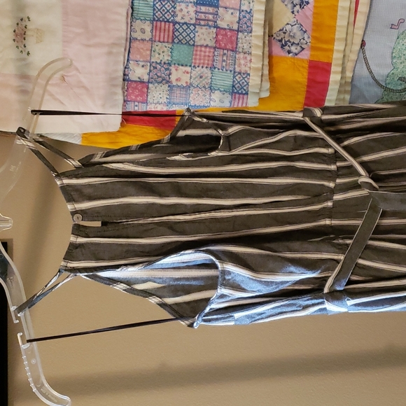 GB Jumpsuit - Picture 4 of 5